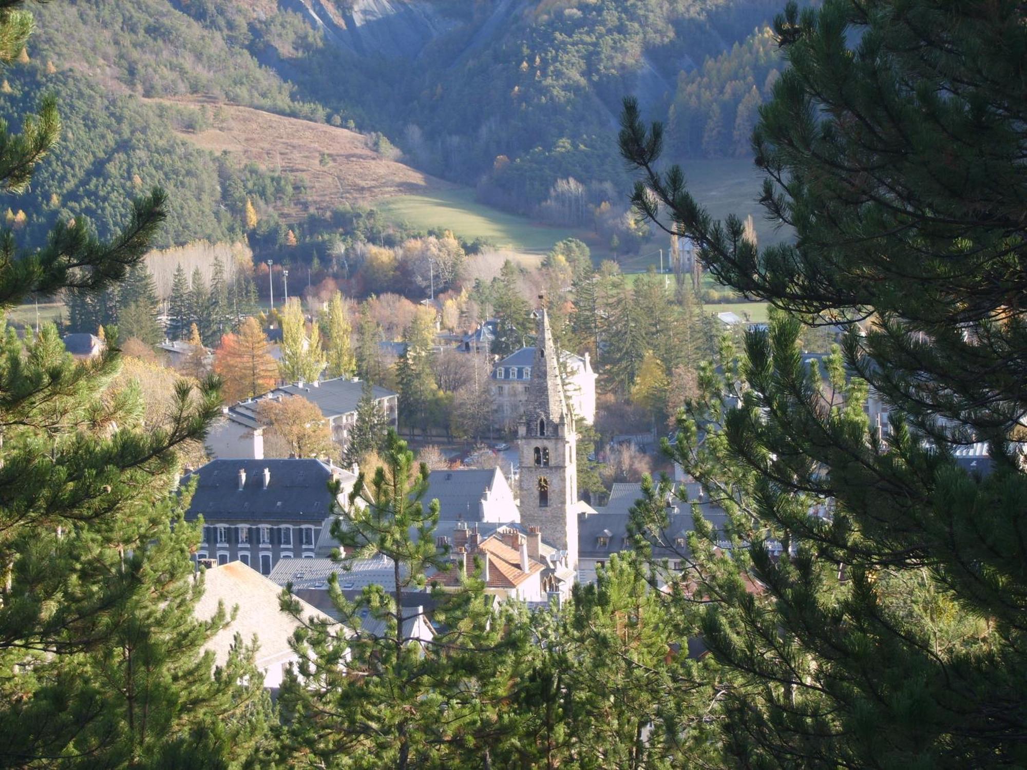 Hotel Bel'Air Jausiers Exterior photo